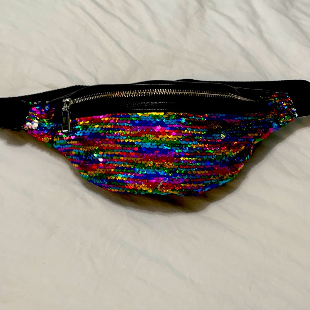 Sequined waist pouch